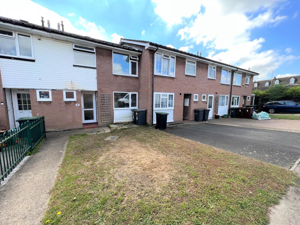 3 bed Mid Terraced House for rent in Snodland. From Connells - West Malling