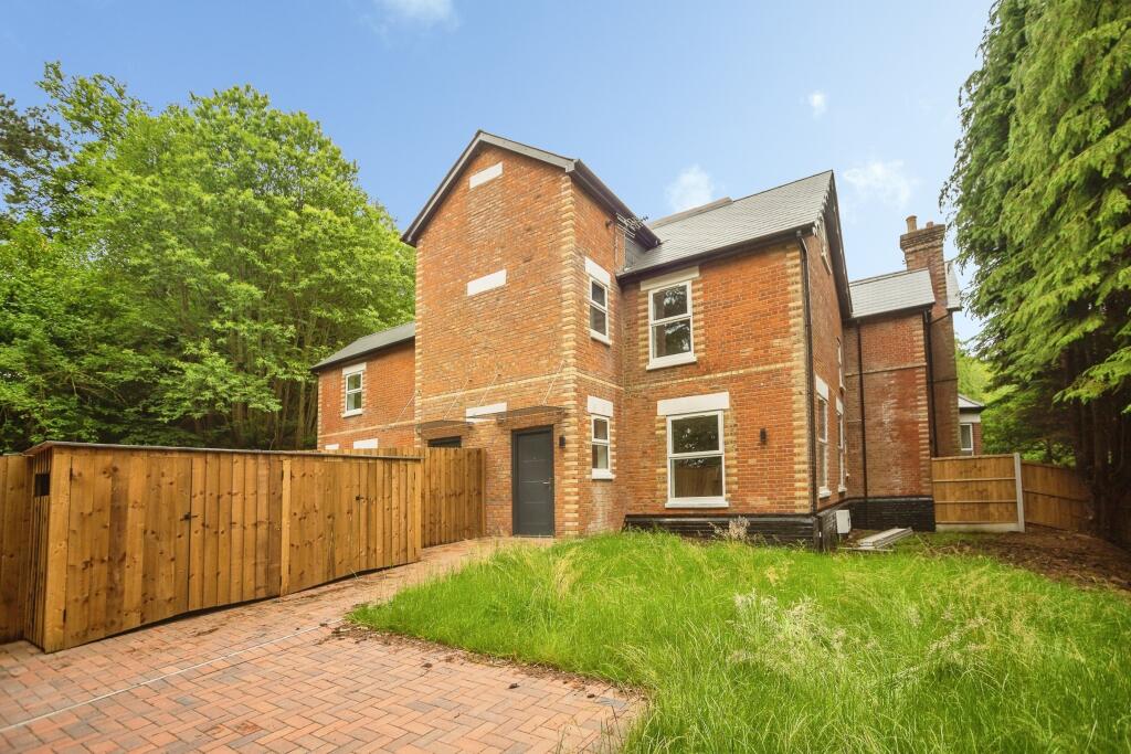 3 bed Semi Detached for rent in West Malling. From Connells - West Malling 3 bed Semi Detached for rent in West Malling. From Connells - West Malling