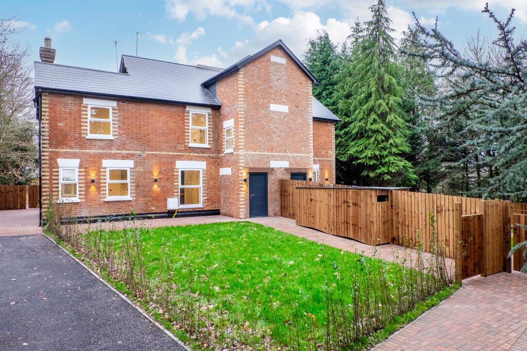 4 bed Semi Detached for rent in West Malling. From Connells - West Malling 4 bed Semi Detached for rent in West Malling. From Connells - West Malling