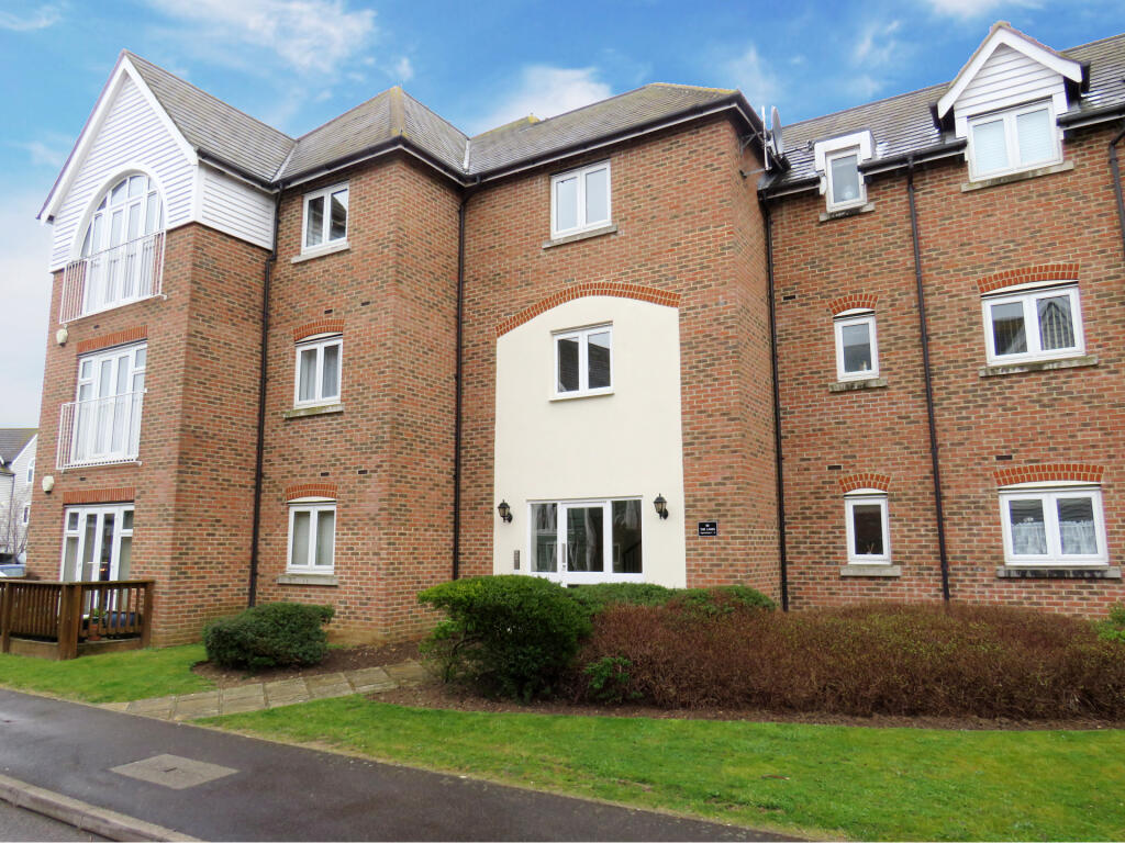 2 bed Apartment for rent in New Hythe. From Connells - West Malling