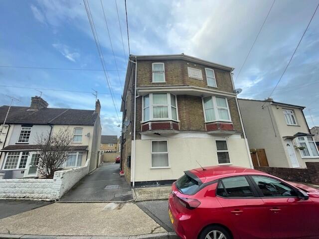 1 bed 1st Floor Flat for rent in Halling. From Connells - West Malling