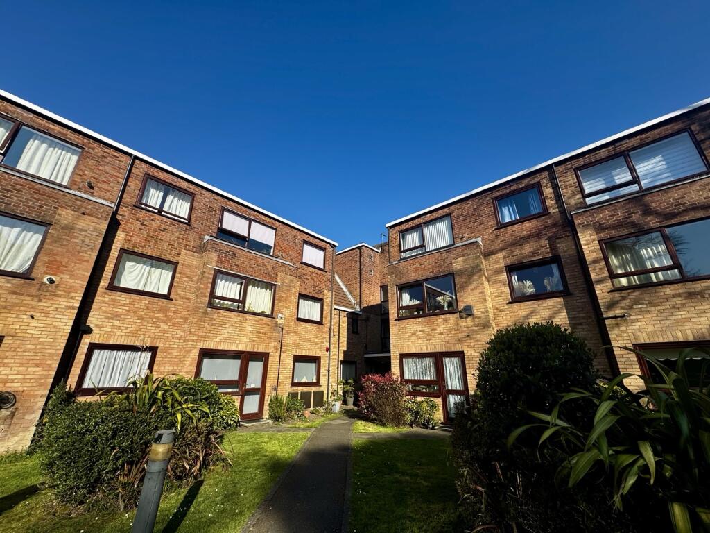 1 bed 1st Floor Flat for rent in Bournemouth. From Connells - Winton