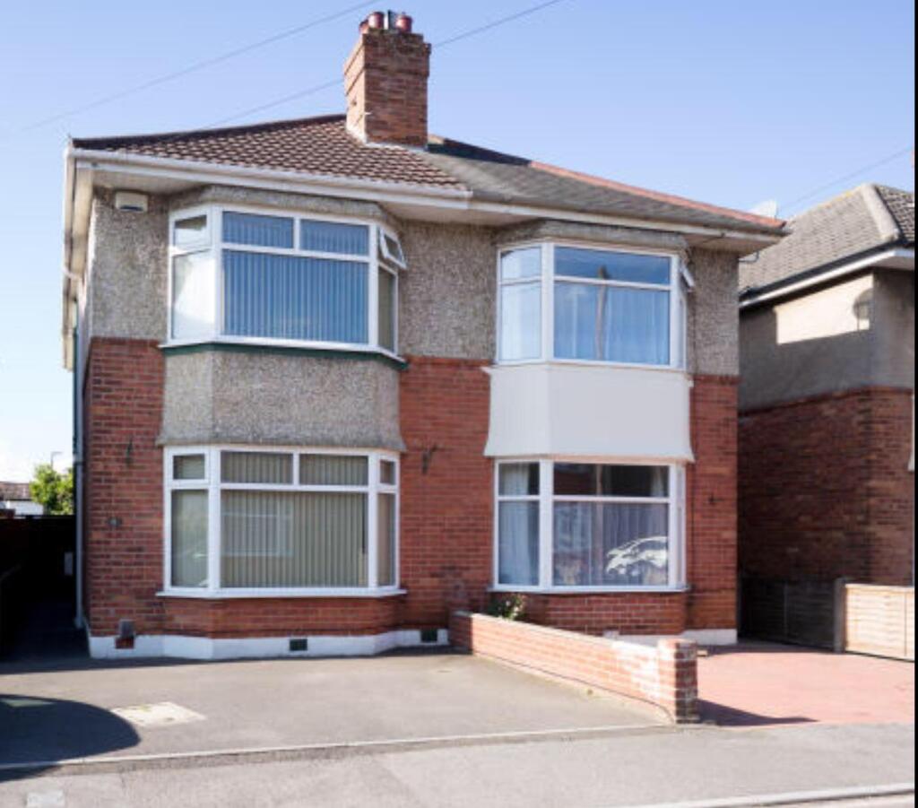 3 bed Detached for rent in Bournemouth. From Connells - Winton