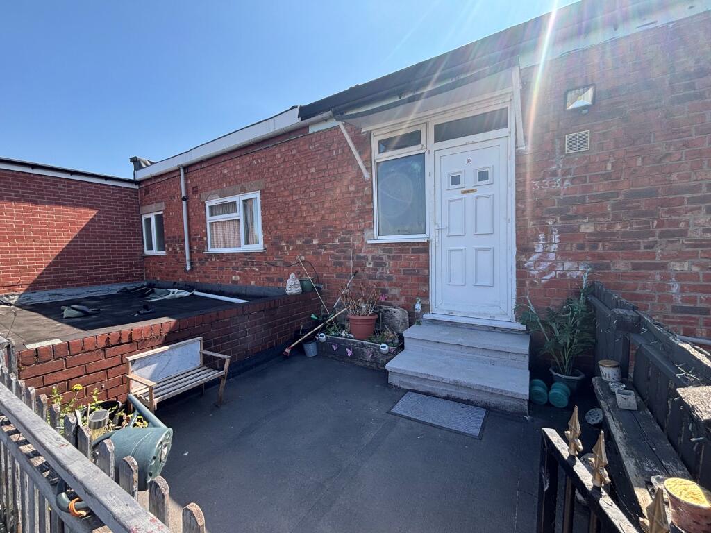 2 bed Apartment for rent in Coven Heath. From Connells - Wolverhampton