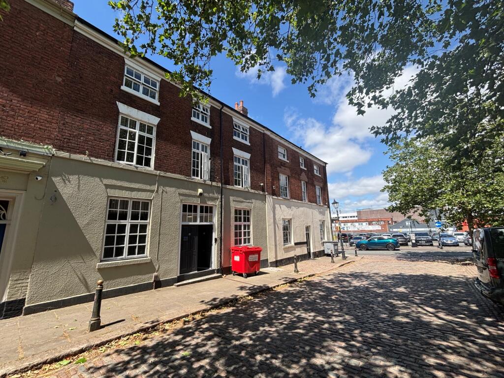 4 bed Studio for rent in Wolverhampton. From Connells - Wolverhampton 4 bed Studio for rent in Wolverhampton. From Connells - Wolverhampton