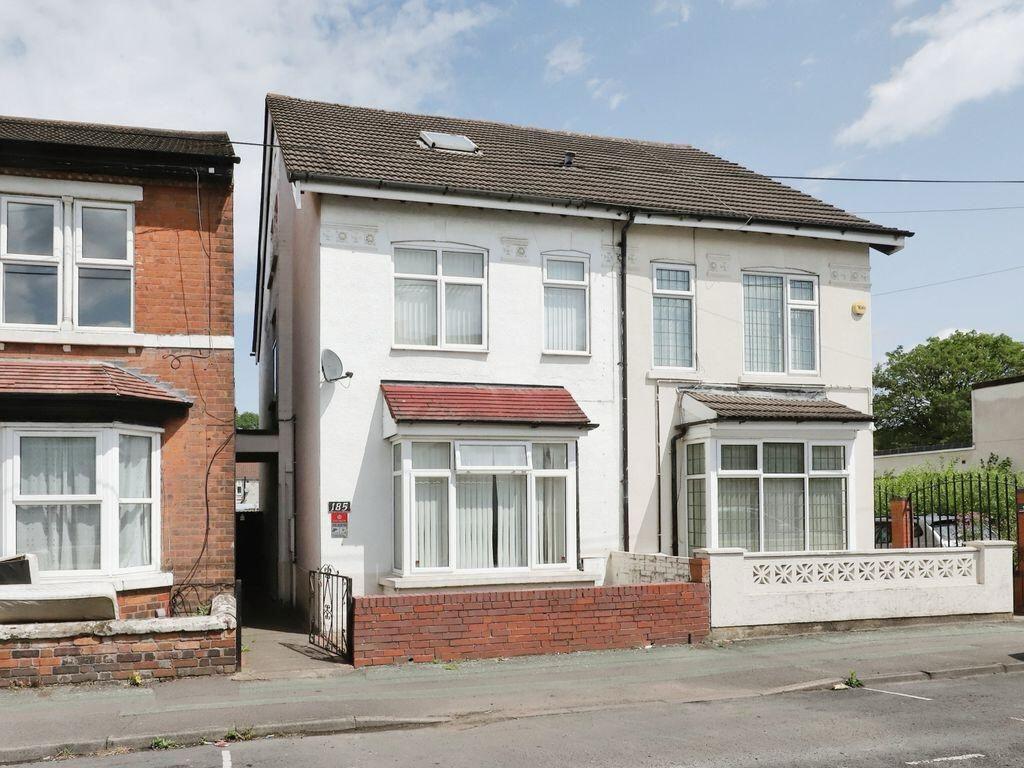 5 bed Detached for rent in Perton. From Connells - Wolverhampton 5 bed Detached for rent in Perton. From Connells - Wolverhampton