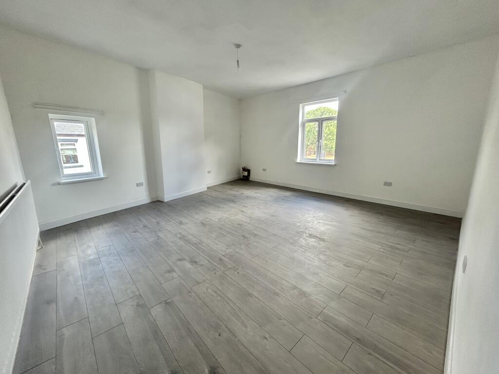 3 bed 1st Floor Flat for rent in Perton. From Connells - Wolverhampton 3 bed 1st Floor Flat for rent in Perton. From Connells - Wolverhampton