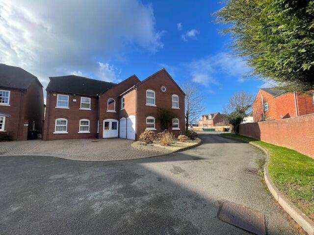 4 bed Detached for rent in Hindlip. From Connells - Worcester 4 bed Detached for rent in Hindlip. From Connells - Worcester