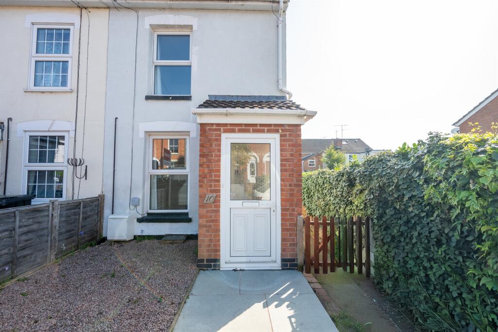 2 bed End of Terrace for rent in Upper Wick. From Connells - Worcester