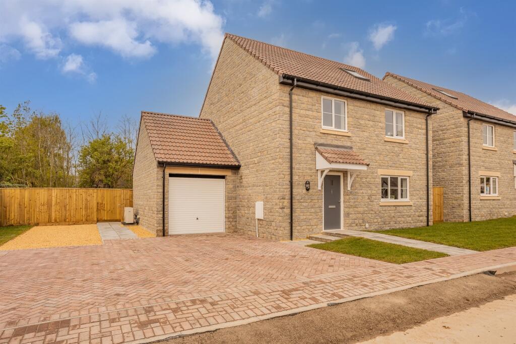 4 bed Detached for rent in Sparkford. From Connells - Yeovil 4 bed Detached for rent in Sparkford. From Connells - Yeovil