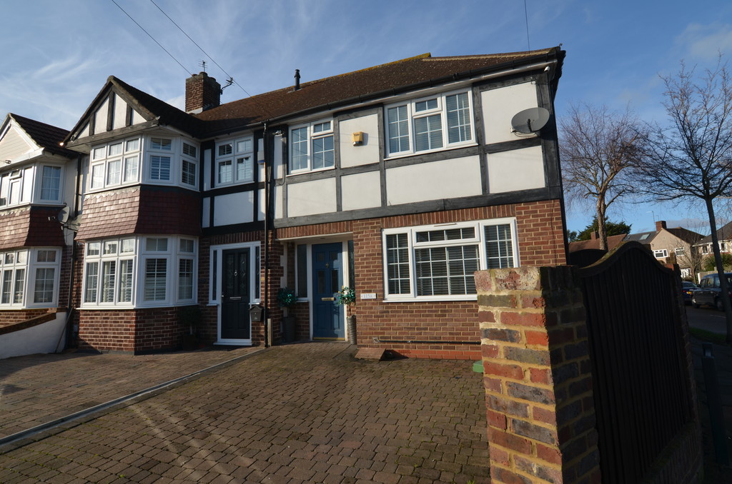 3 bed House for rent in Sidcup. From Drewery Property Services - Sidcup