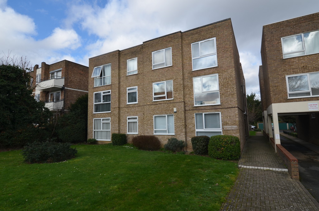 2 bed Flat/Apartment for rent in Ruxley. From Drewery Property Services - Sidcup
