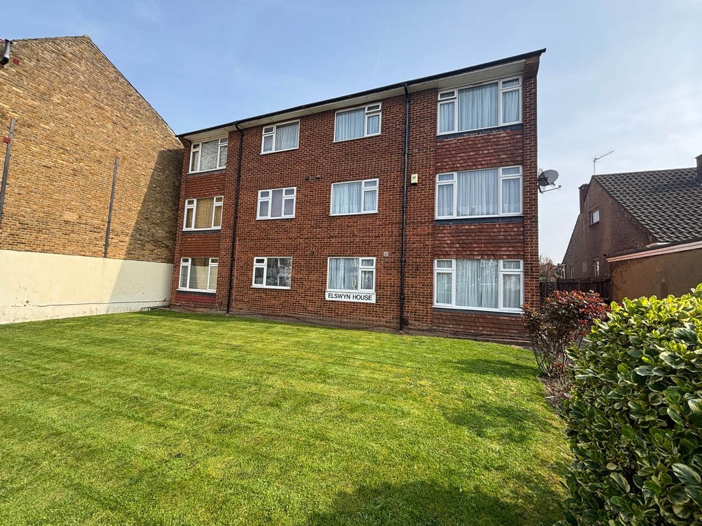 2 bed Flat/Apartment for rent in Ruxley. From Drewery Property Services - Sidcup