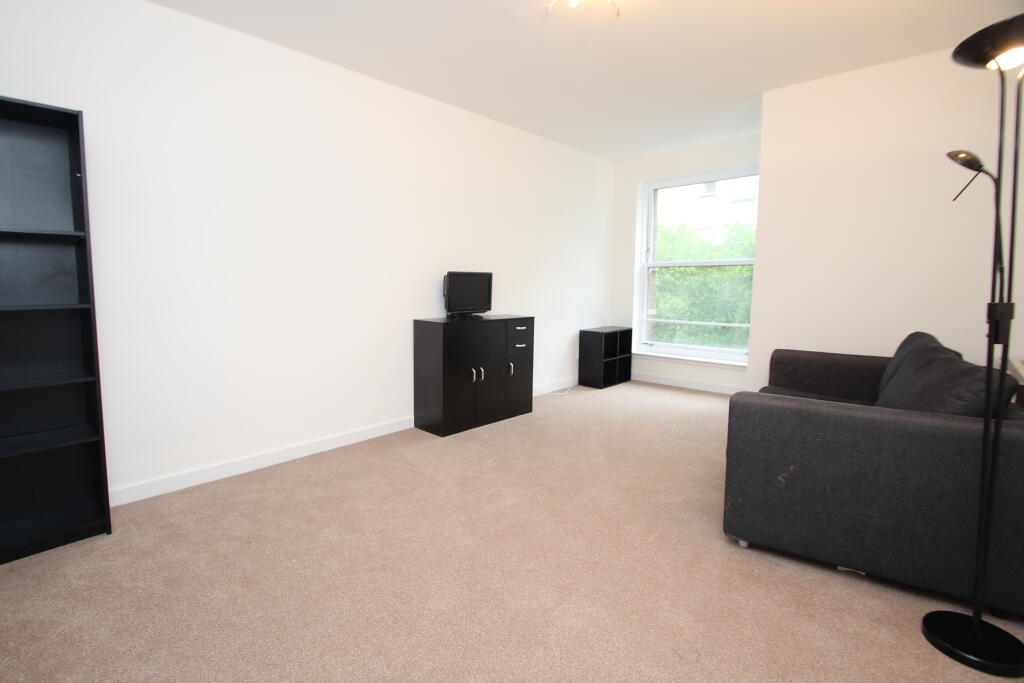 1 bed 1st Floor Flat for rent in Glasgow. From Countrywide - Glasgow City Living