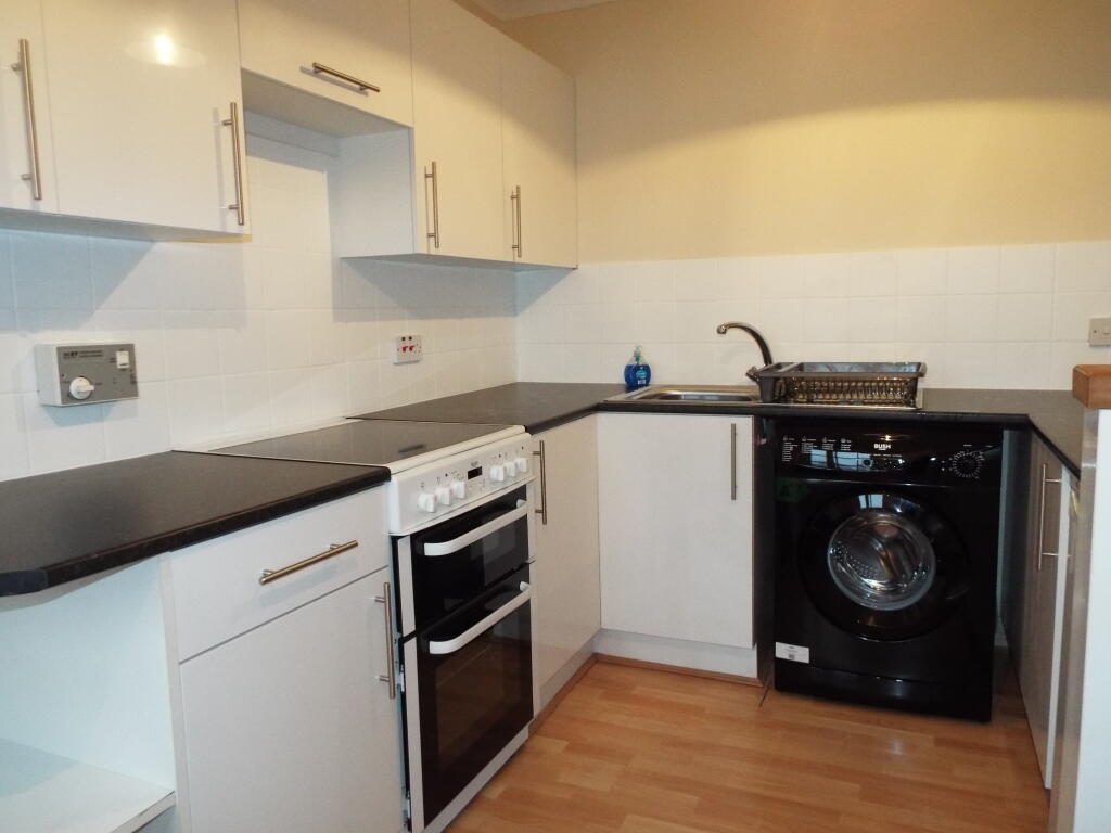 2 bed 1st Floor Flat for rent in Glasgow. From Countrywide - Glasgow City Living