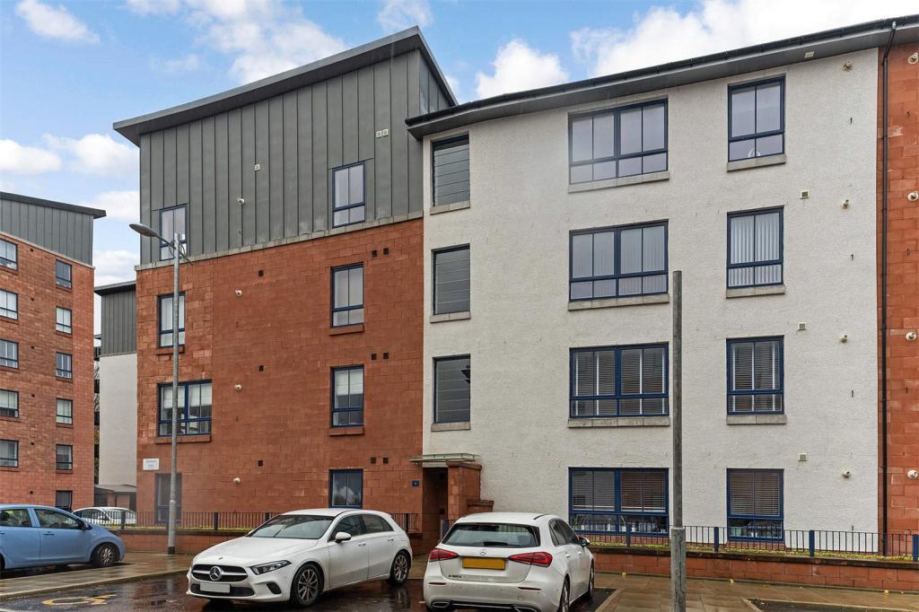 2 bed 1st Floor Flat for rent in Rutherglen. From Countrywide - Glasgow City Living
