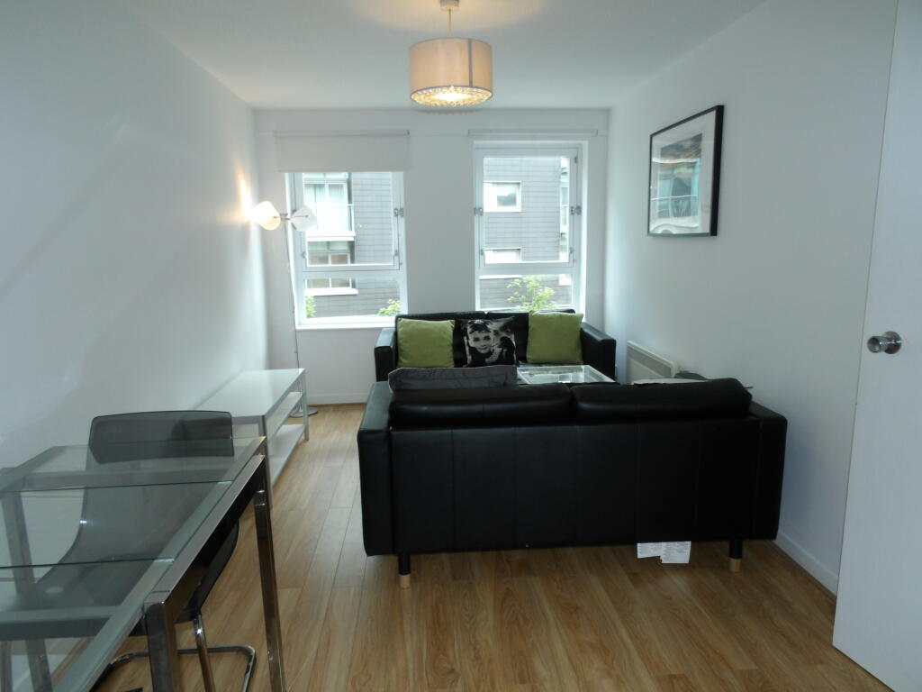 1 bed 1st Floor Flat for rent in Glasgow. From Countrywide - Glasgow City Living