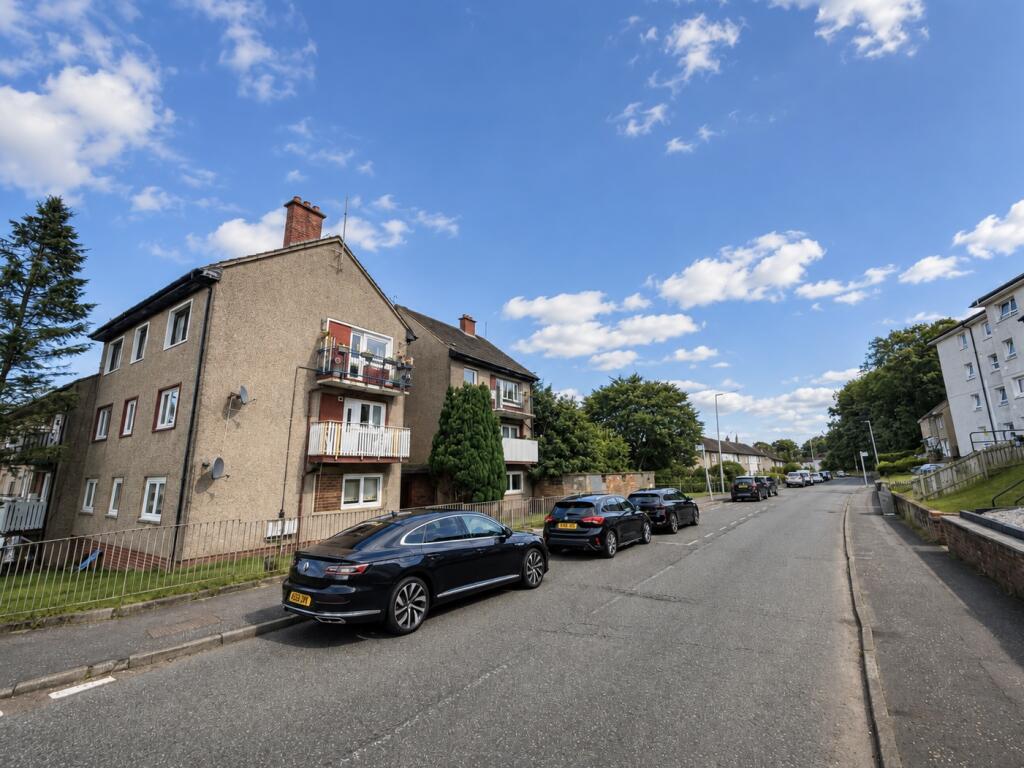 2 bed 1st Floor Flat for rent in Fernhill. From Countrywide - Glasgow City Living 2 bed 1st Floor Flat for rent in Fernhill. From Countrywide - Glasgow City Living