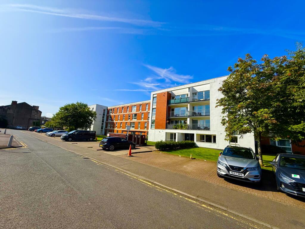 2 bed 1st Floor Flat for rent in Glasgow. From Countrywide - Glasgow City Living