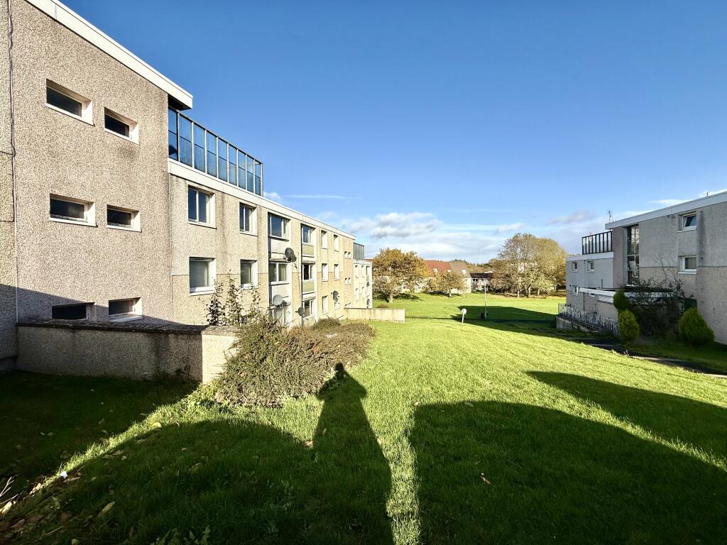 2 bed 1st Floor Flat for rent in East Kilbride. From Countrywide Residential Lettings - Hamilton