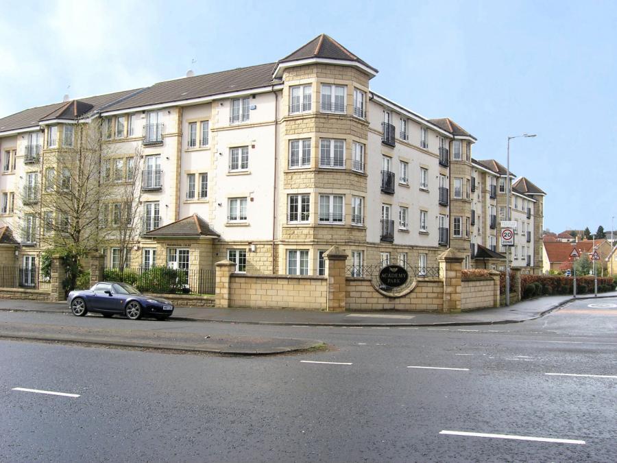2 bed 1st Floor Flat for rent in Renfrew. From Countrywide - West End