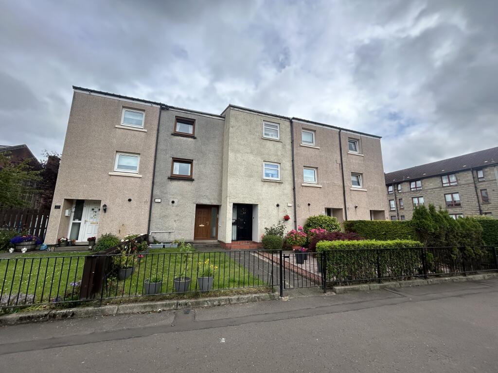 3 bed Town House for rent in Renfrew. From Countrywide - West End