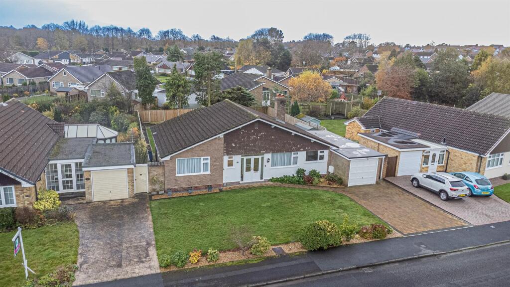3 bed Bungalow for rent in Warrington. From Cowdel Clarke - Stockton Heath