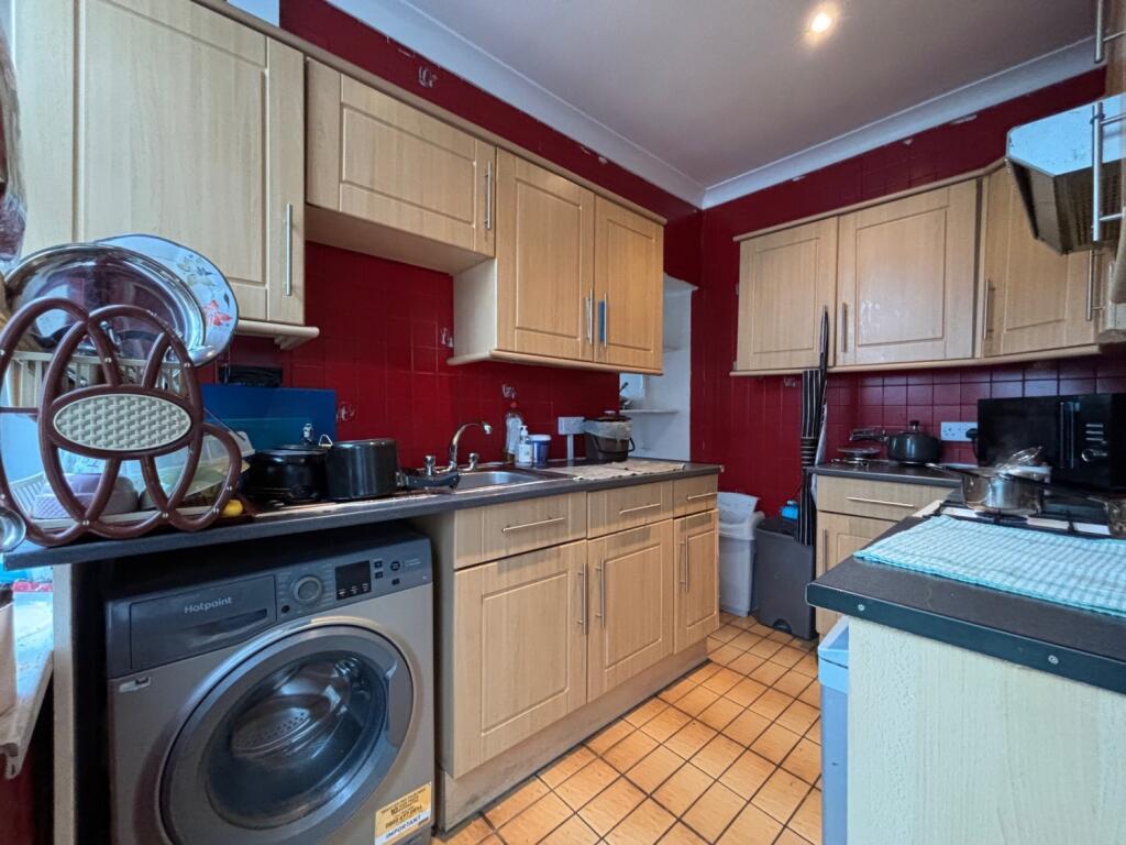 5 bed Mid Terraced House for rent in Cardiff. From CPS Homes - Cardiff 5 bed Mid Terraced House for rent in Cardiff. From CPS Homes - Cardiff