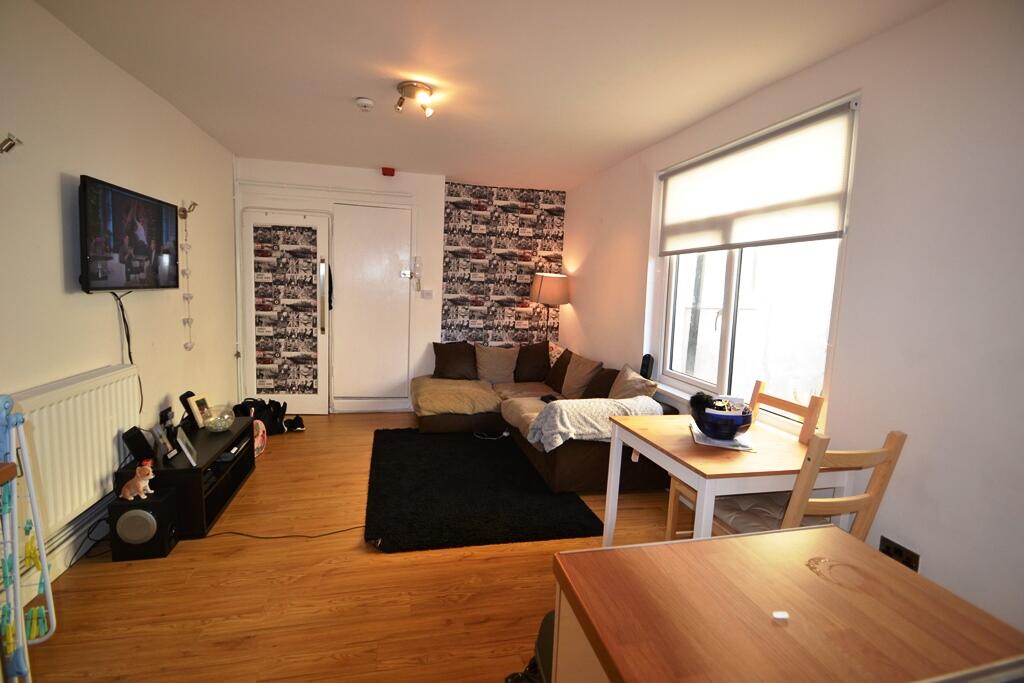 1 bed 1st Floor Flat for rent in Cardiff. From CPS Homes - Cardiff