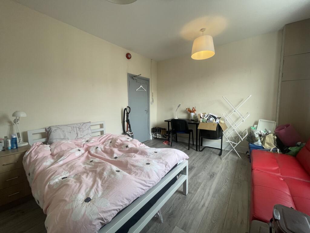 1 bed Mid Terraced House for rent in Cardiff. From CPS Homes - Cardiff