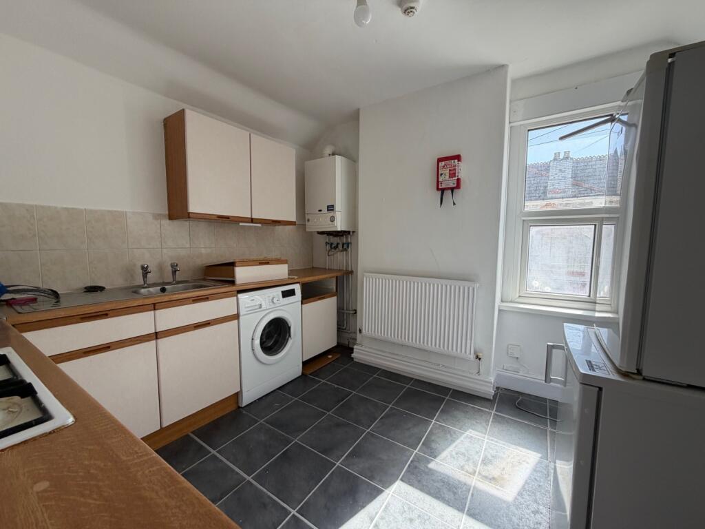 2 bed 1st Floor Flat for rent in Cardiff. From CPS Homes - Cardiff