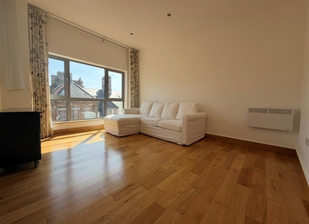 1 bed 1st Floor Flat for rent in Cardiff. From CPS Homes - Cardiff