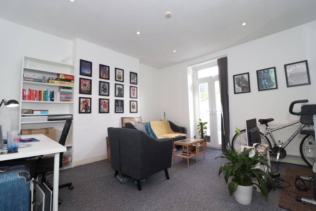 2 bed 1st Floor Flat for rent in Cardiff. From CPS Homes - Cardiff