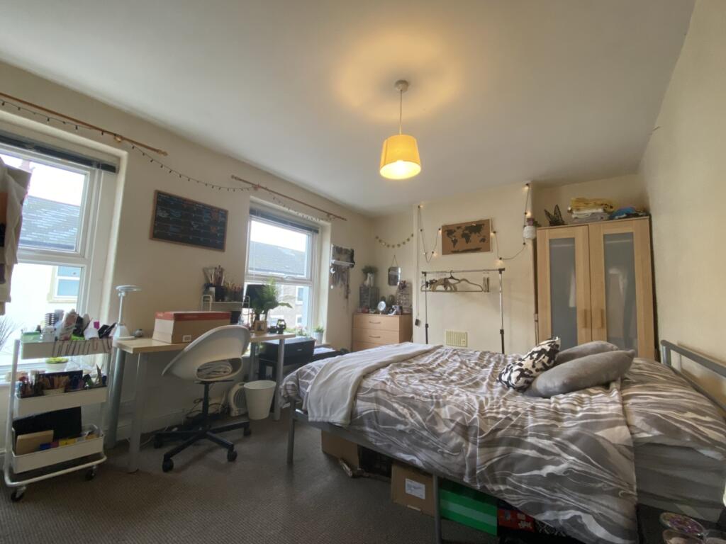3 bed Mid Terraced House for rent in Cardiff. From CPS Homes - Cardiff
