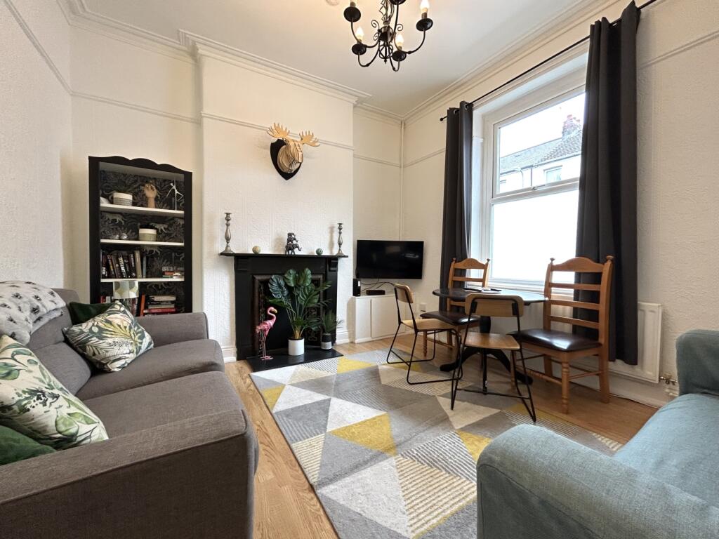 4 bed Mid Terraced House for rent in Cardiff. From CPS Homes - Cardiff 4 bed Mid Terraced House for rent in Cardiff. From CPS Homes - Cardiff