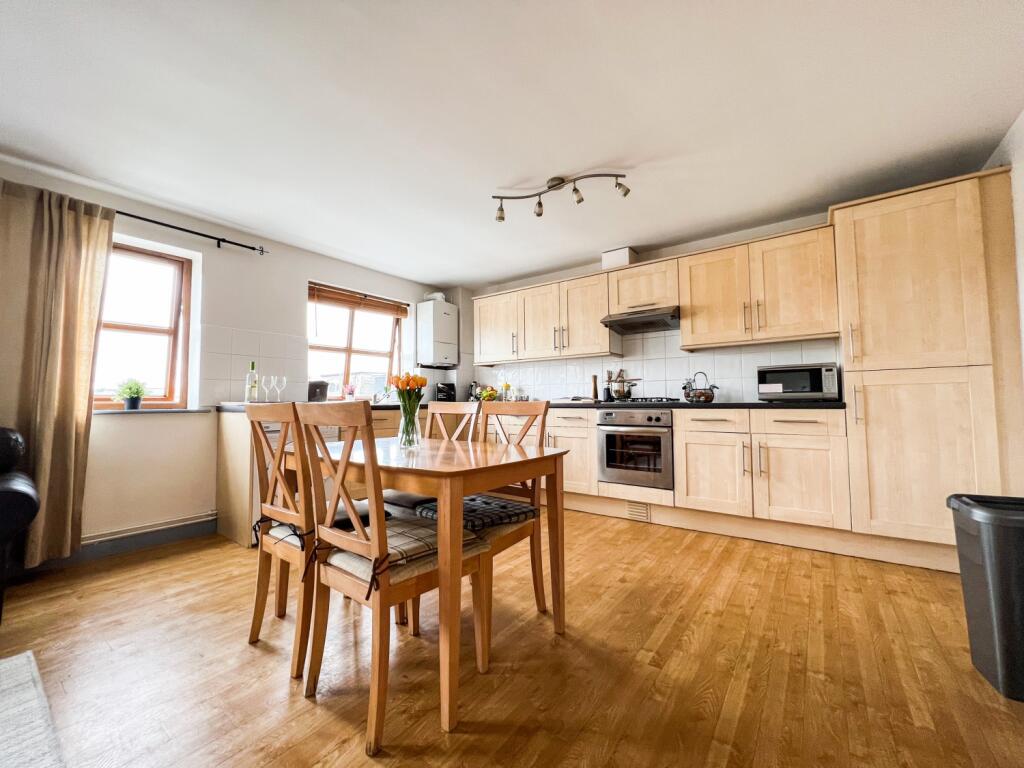 2 bed Mid Terraced House for rent in Cardiff. From CPS Homes - Cardiff 2 bed Mid Terraced House for rent in Cardiff. From CPS Homes - Cardiff