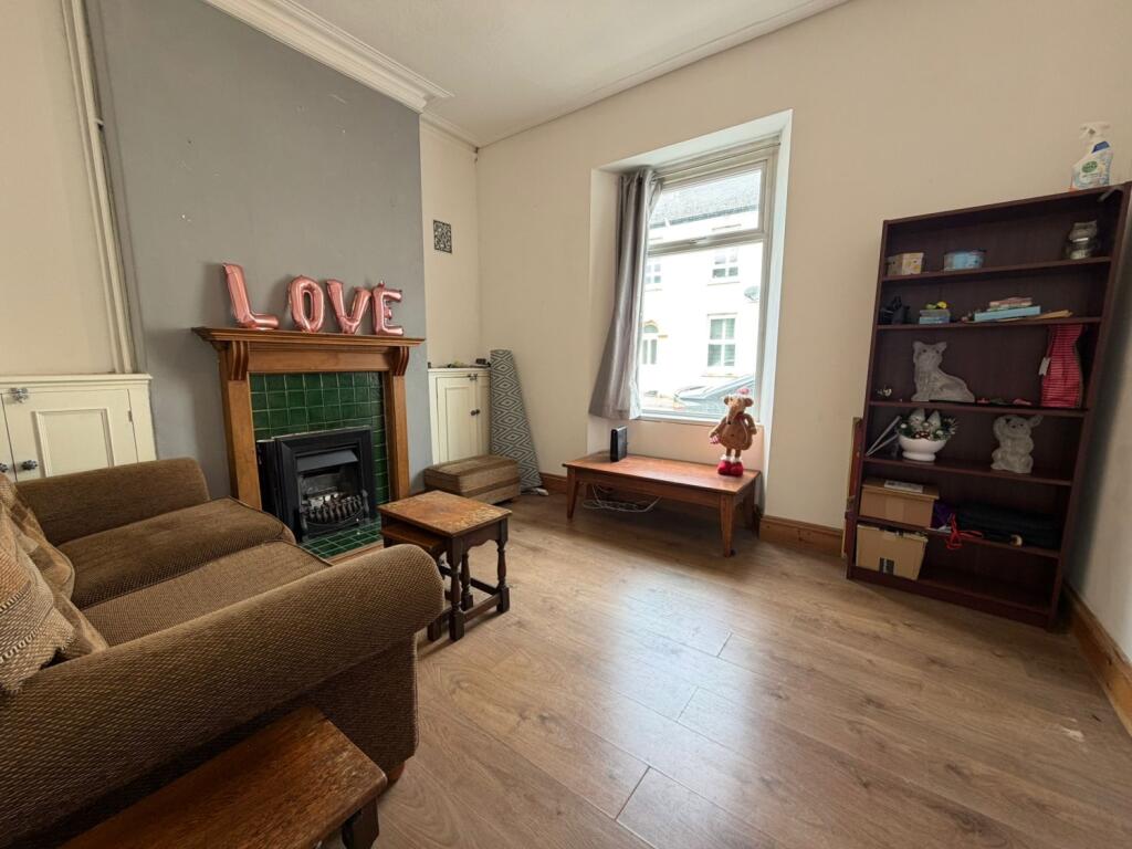 4 bed Mid Terraced House for rent in Cardiff. From CPS Homes - Cardiff 4 bed Mid Terraced House for rent in Cardiff. From CPS Homes - Cardiff