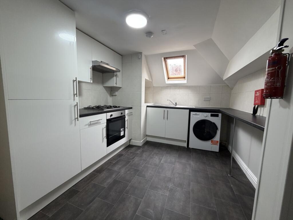 2 bed 1st Floor Flat for rent in Cardiff. From CPS Homes - Cardiff