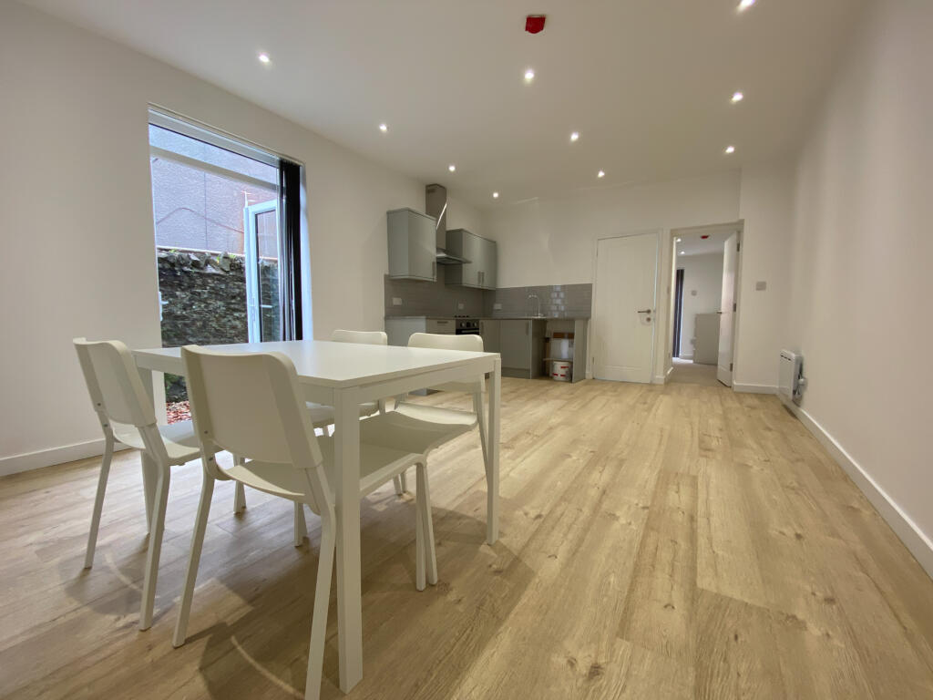 2 bed 1st Floor Flat for rent in Cardiff. From CPS Homes - Cardiff 2 bed 1st Floor Flat for rent in Cardiff. From CPS Homes - Cardiff