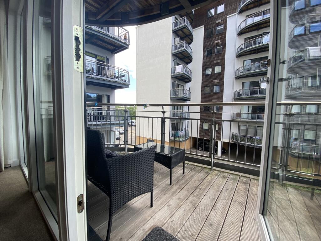 2 bed Mid Terraced House for rent in Penarth. From CPS Homes - Cardiff
