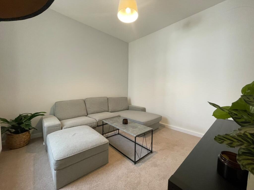 5 bed Mid Terraced House for rent in Cardiff. From CPS Homes - Cardiff 5 bed Mid Terraced House for rent in Cardiff. From CPS Homes - Cardiff