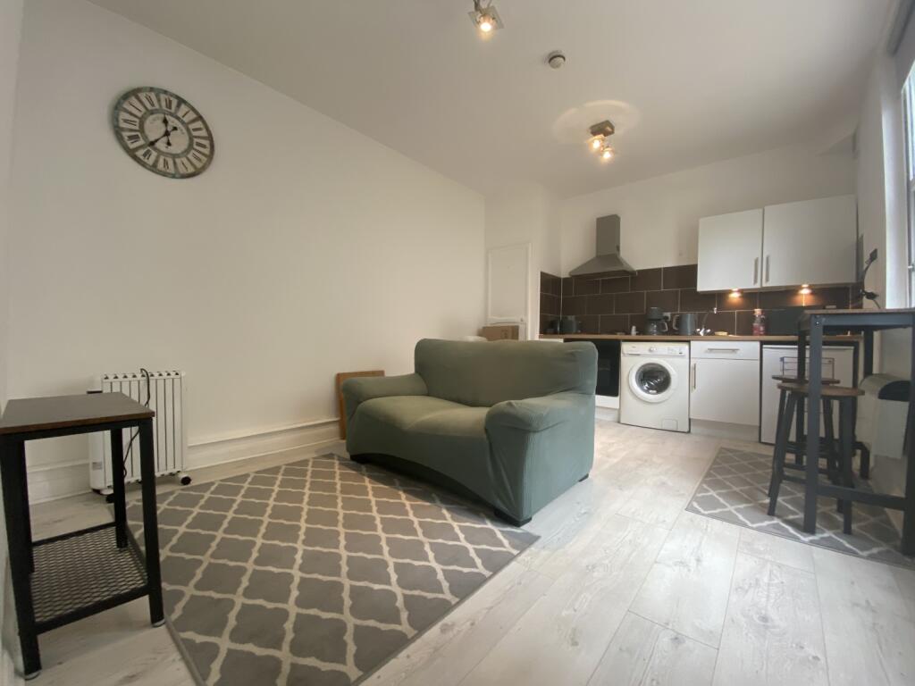 1 bed 1st Floor Flat for rent in Cardiff. From CPS Homes - Cardiff