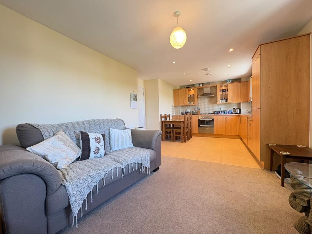 2 bed Mid Terraced House for rent in Cardiff. From CPS Homes - Cardiff 2 bed Mid Terraced House for rent in Cardiff. From CPS Homes - Cardiff