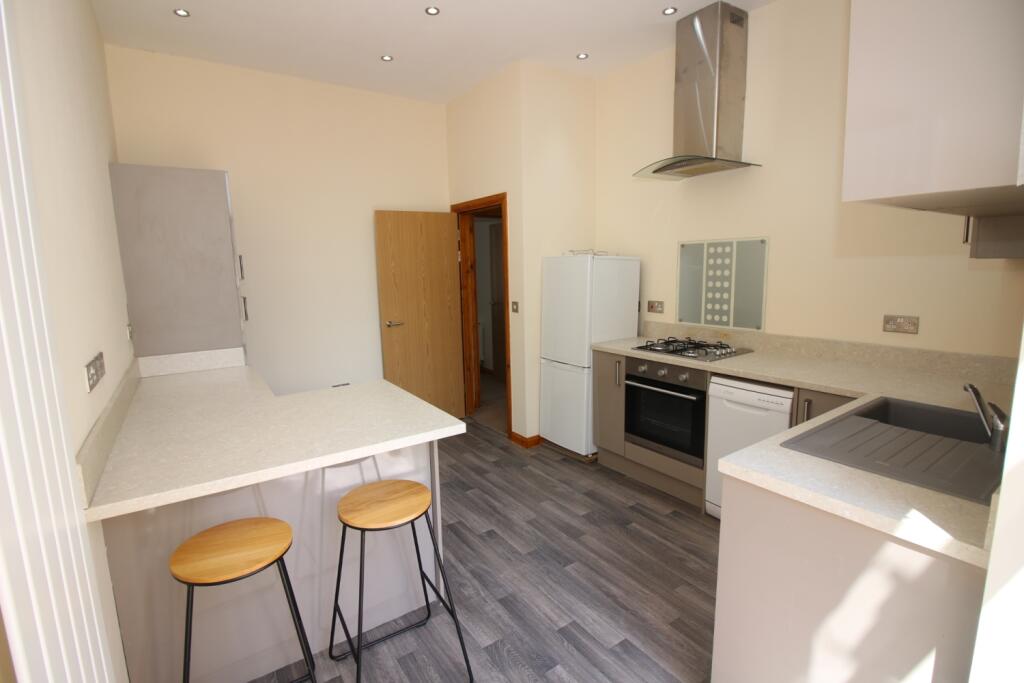 2 bed Mid Terraced House for rent in Cardiff. From CPS Homes - Cardiff