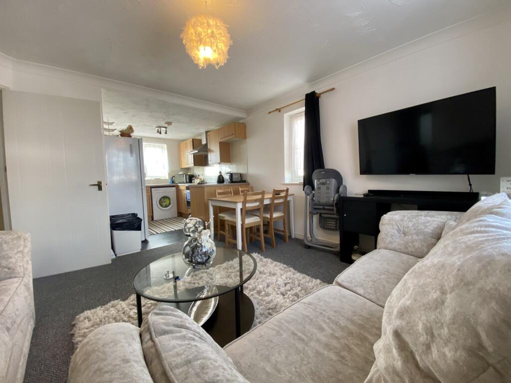 2 bed 1st Floor Flat for rent in Cardiff. From CPS Homes - Cardiff