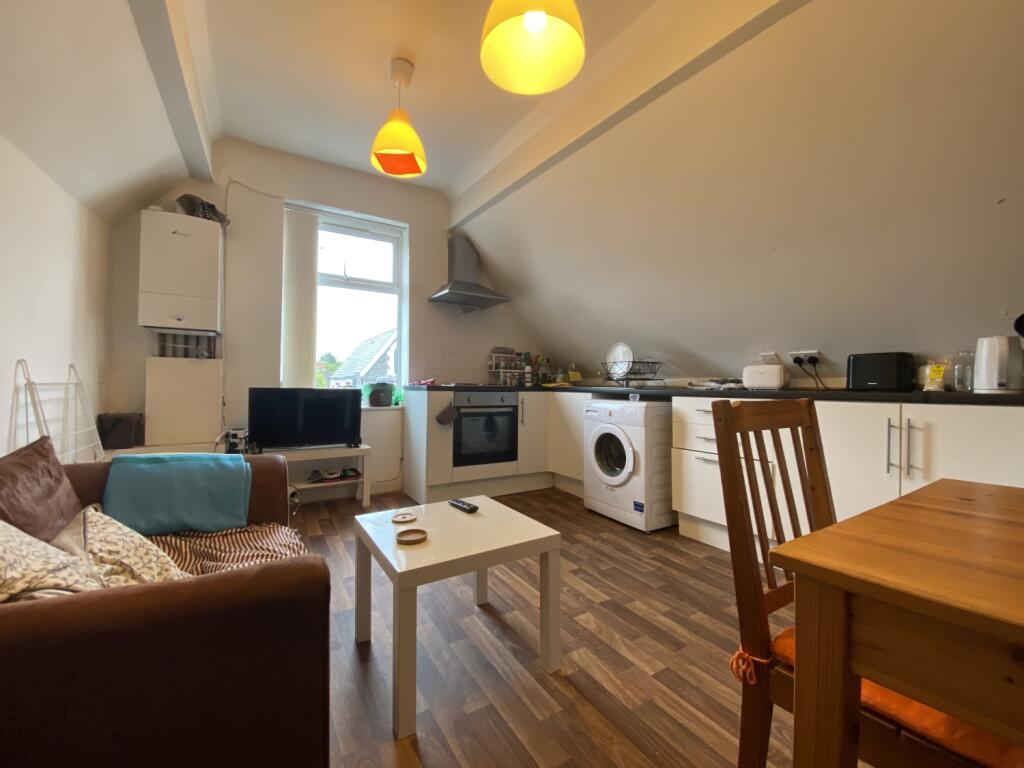2 bed 1st Floor Flat for rent in Cardiff. From CPS Homes - Cardiff