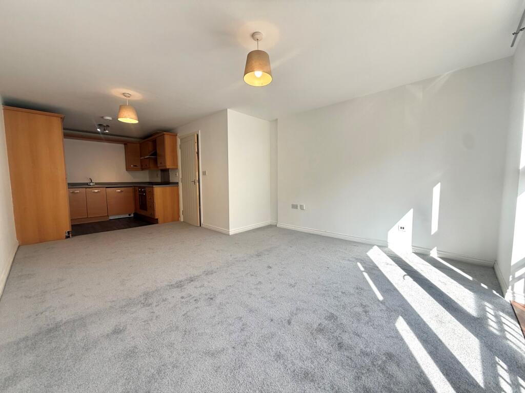 2 bed Mid Terraced House for rent in Cardiff. From CPS Homes - Cardiff