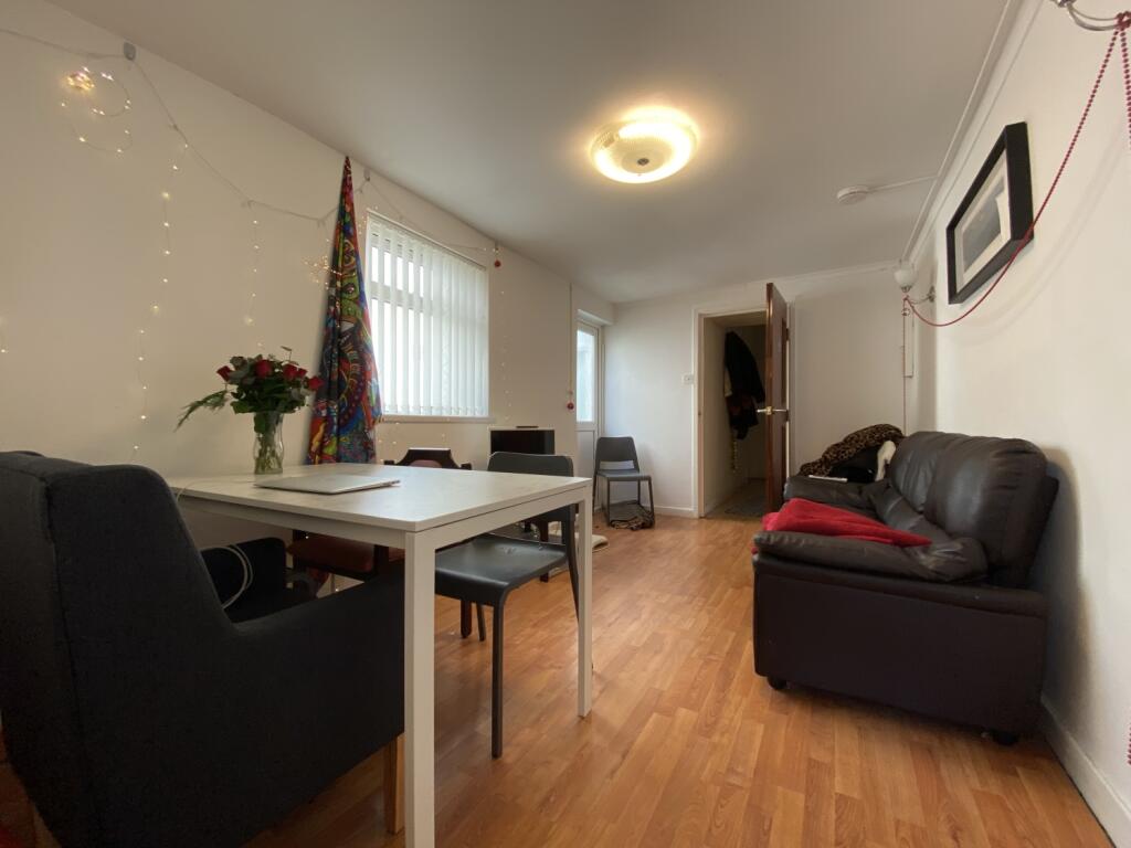 5 bed Detached for rent in Cardiff. From CPS Homes - Cardiff 5 bed Detached for rent in Cardiff. From CPS Homes - Cardiff