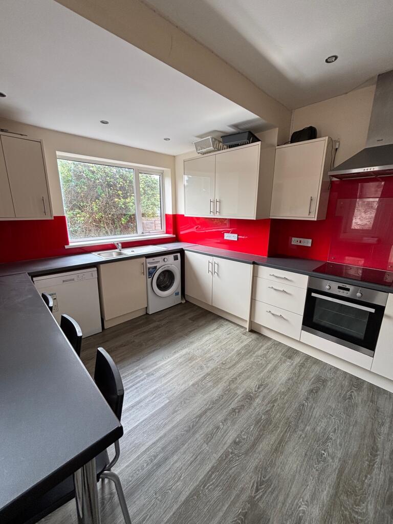 5 bed Detached for rent in Cardiff. From CPS Homes - Cardiff 5 bed Detached for rent in Cardiff. From CPS Homes - Cardiff