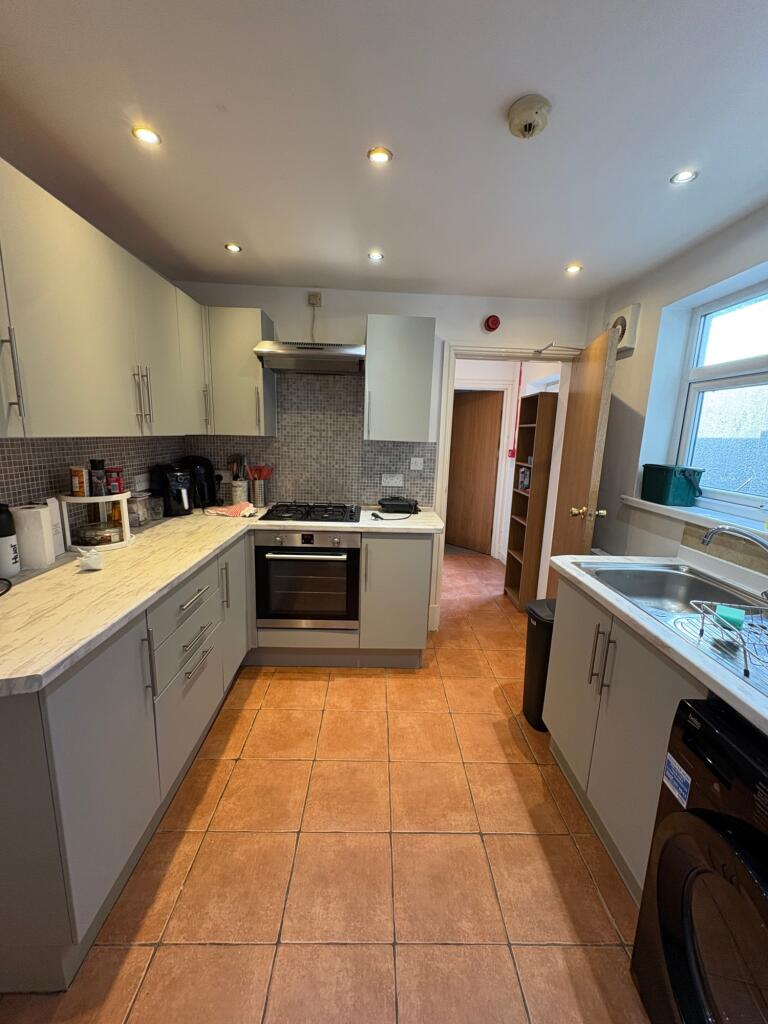 5 bed Detached for rent in Cardiff. From CPS Homes - Cardiff 5 bed Detached for rent in Cardiff. From CPS Homes - Cardiff